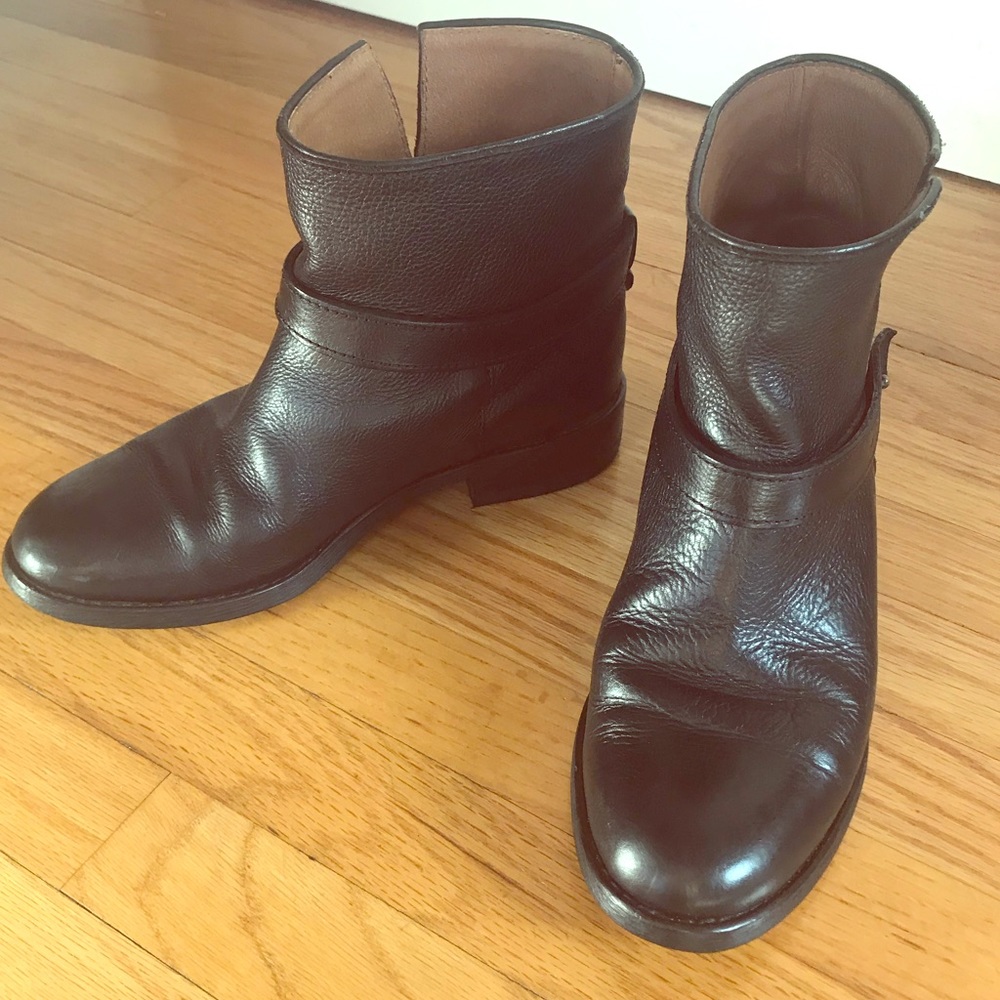Madewell motorcycle boots.